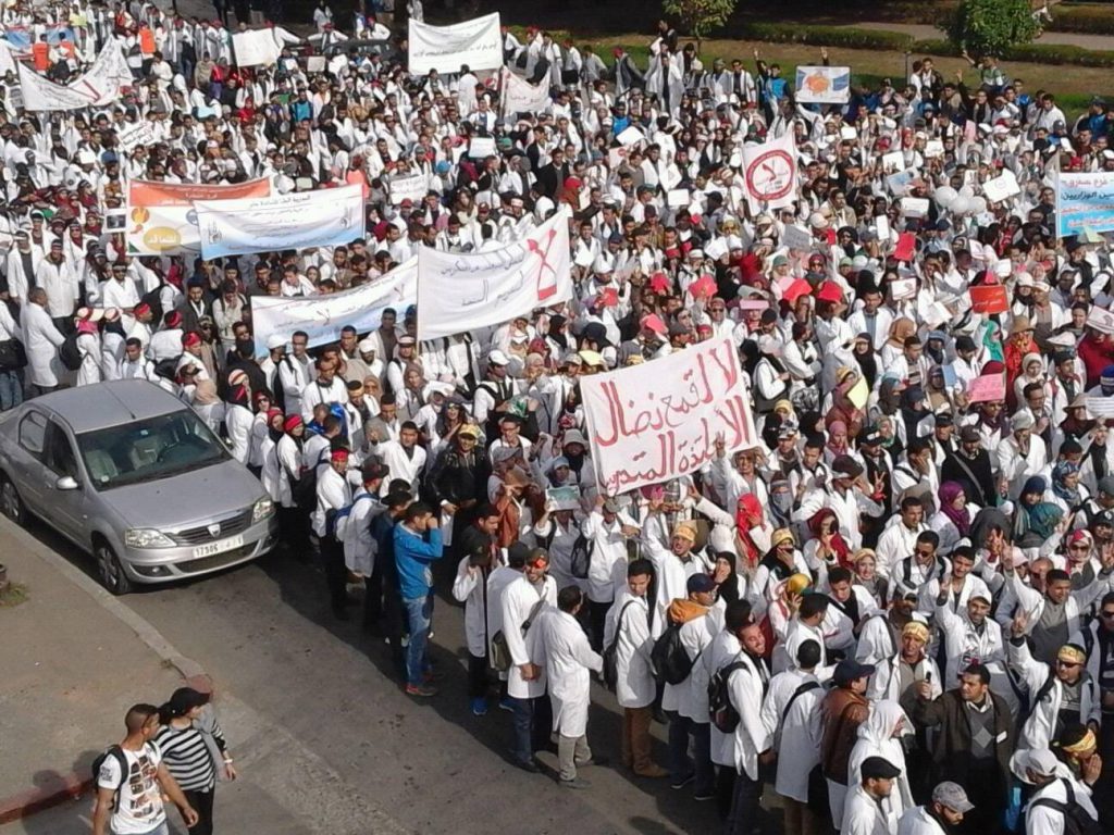 الأساتذة المتدربون يصعدون ويدخلون في إضراب عن الطعام