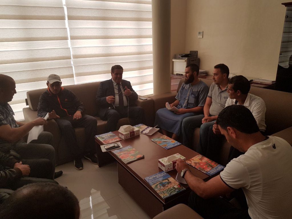 مهنيو الصيد الساحلي بالحسيمة يؤكدون وفاء أخنوش بالتزماته