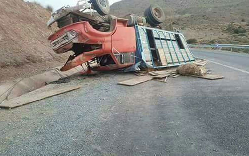 بالصور والفيديو حادثة سير مميتة بين جرادة و تاوريرت