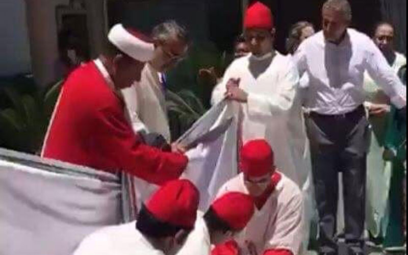  الملياردير الذي قلد الملك "الملك كبير علينا و ميمكناش نقلدوه"