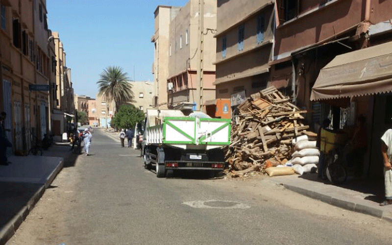 فضيحة ..استغلال شاحنة تابعة لبلدية تيزنيت في مصالح شخصية