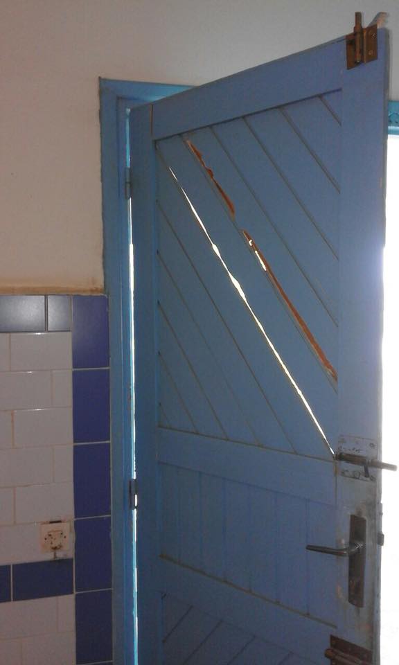 عصابة تهاجم دار للولادة بالحجارة بحد السوالم