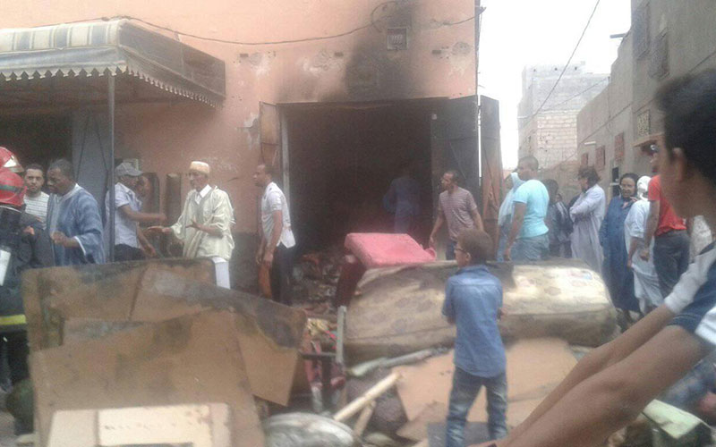  بالصور.. اندلاع حريق في محل للأفرشة بسبب تماس كهربائي بورزازات