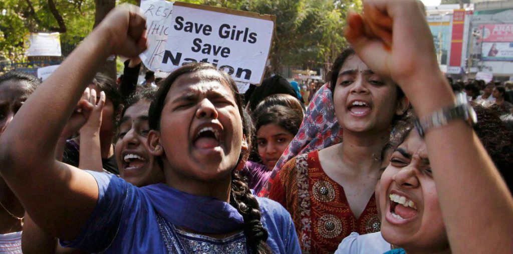 المحكمة العليا بالهند : الزوج الذي يقيم علاقة جنسية مع زوجة تقل عن 18 سنة يعتبر مغتصبا