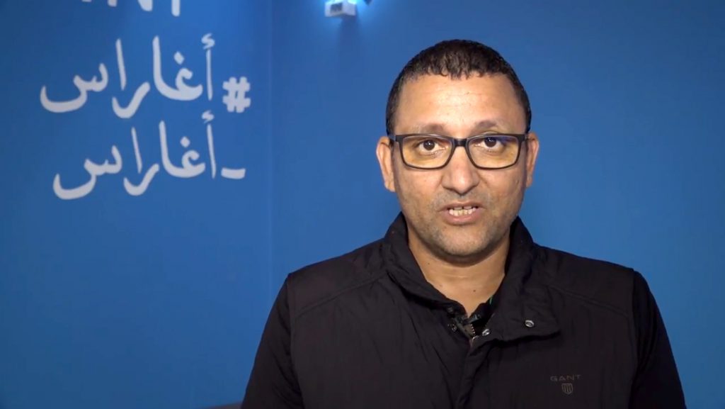 الولاف يرد على إتهامات البيجيدي.. ويتساءل عن دواعي تواصل انزعاجهم من "الحمامة"