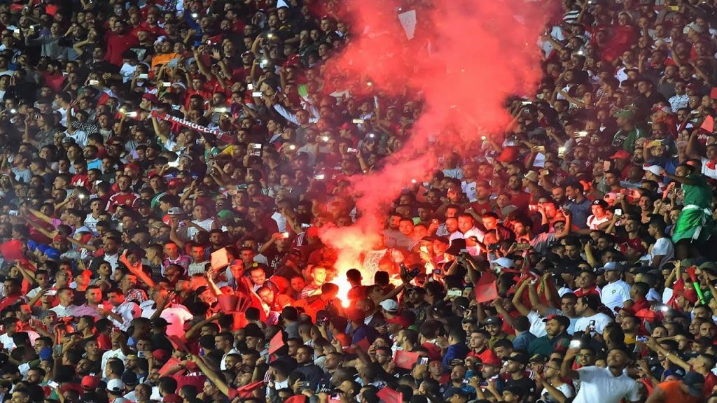 عاجل. فيروس ’كورونا’ يُفرغ ملاعب الكرة المغربية من الجمهور