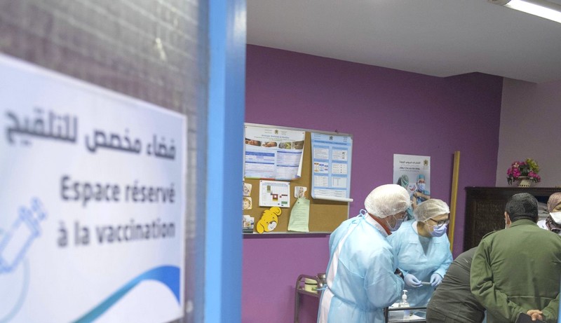 الصحافة الايطالية: المغرب يتفوق على أوروبا في تلقيح سكانه ضد وباء كورونا