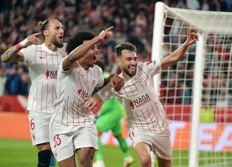 على غير عادته.. الحدادي يقود إشبيلية للفوز في ثمن نهائي الدوري الأوروبي