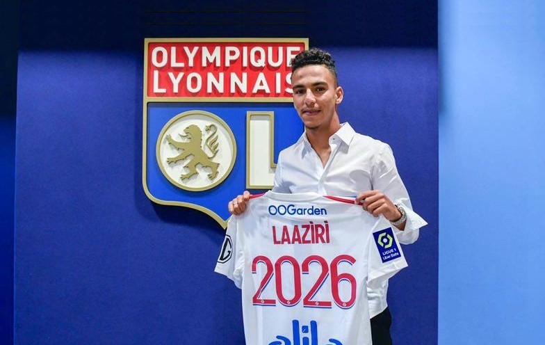 ليون الفرنسي يتعاقد مع الفتحاوي ولاعب ‘أشبال الأطلس’ أشرف لعزيري