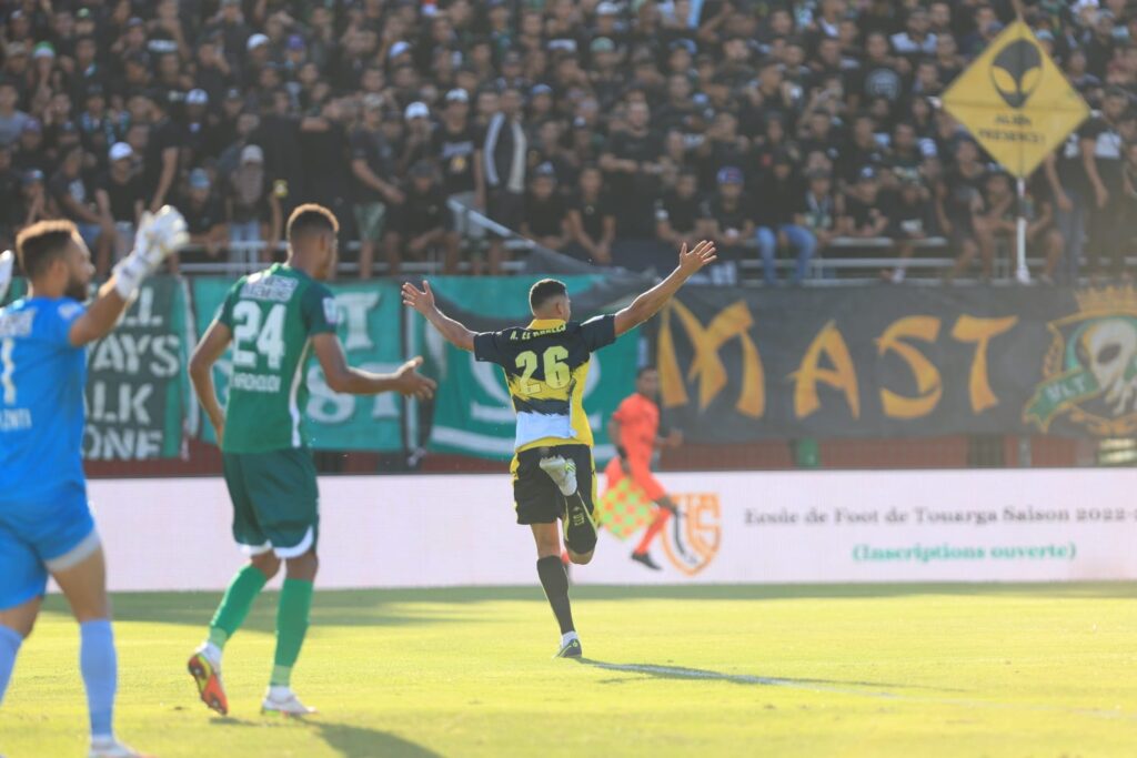 الرجاء الرياضي ضد اتحاد التواركة