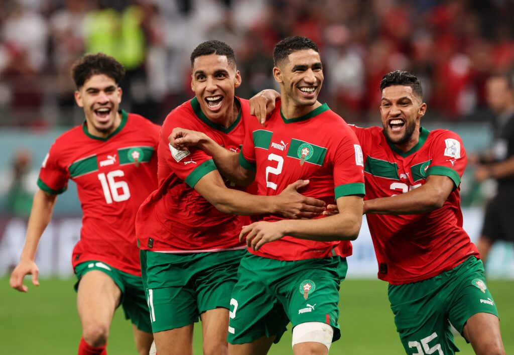 فرحة منتخب المغرب بالتأهل إلى دور الثمانية الكبار بكأس العالم
