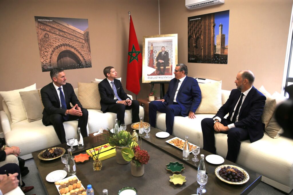 الاجتماعات السنوية لصندوق النقد والبنك الدوليين.. عزيز أخنوش يتباحث مع المدير العام لمؤسسة تمويل التنمية الدولية الأمريكية