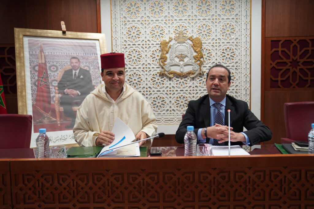 لجنة المالية بمجلس النواب تصادق بالإجماع على مشروع قانون يقضي بالمصادقة على المرسوم بقانون بإحداث وكالة تنمية الأطلس الكبير