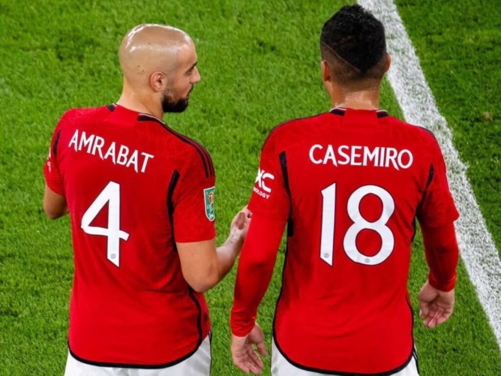 هل يعوض سفيان أمرابط غياب البرازيلي كاسيميرو في مانشستر يونايتد؟