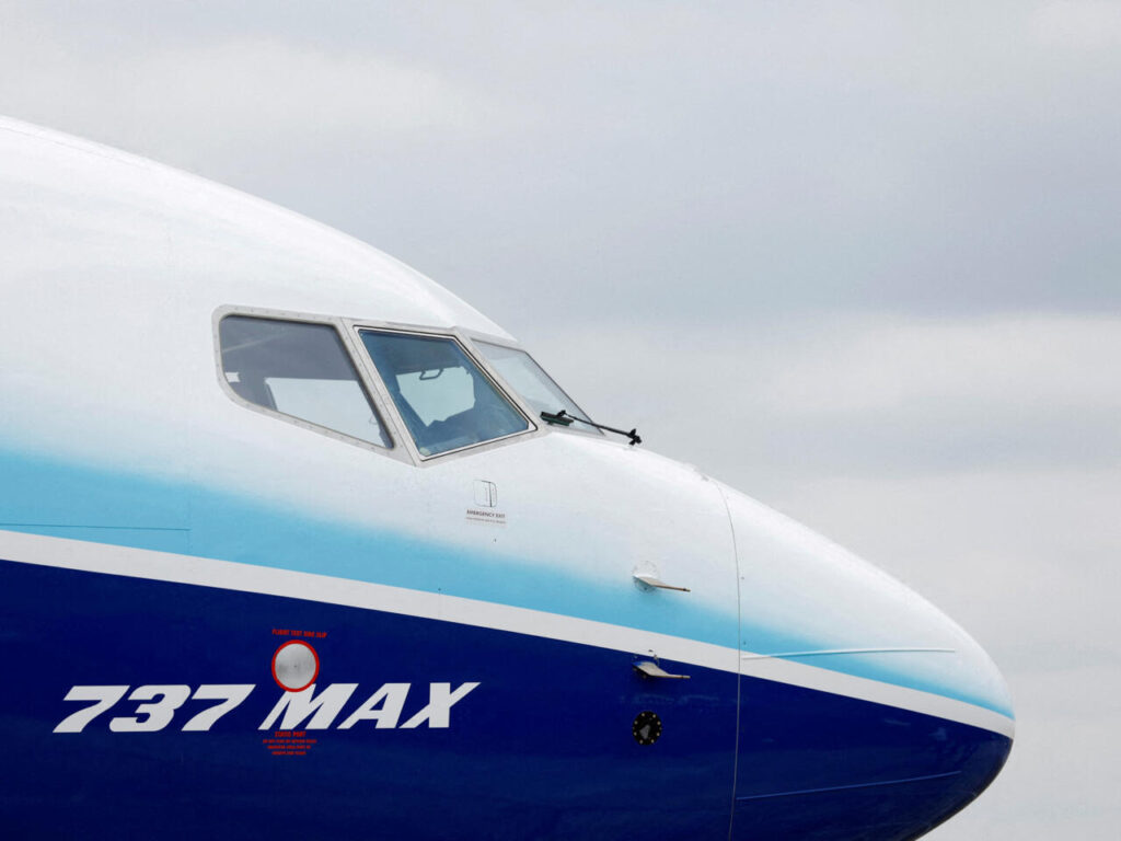 خطوط طيران عالمية توقف “بوينغ 737 ماكس 9″ بعد حادث ألاسكا