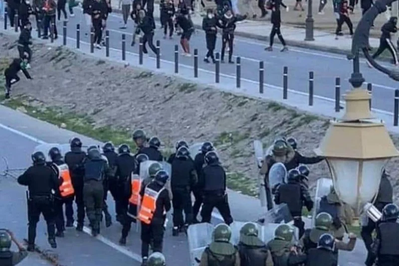 هيئة حقوقية تدخل على خط “شغب تطوان” شغب على هامش مباراة المغرب التطواني والرجاء البيضاوي