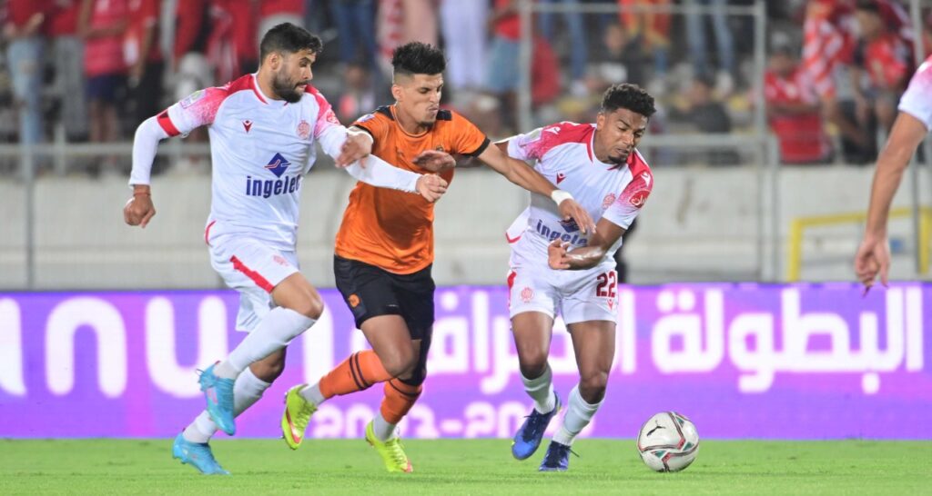 من مباراة الوداد الرياضي ونهضة بركان الرياضية