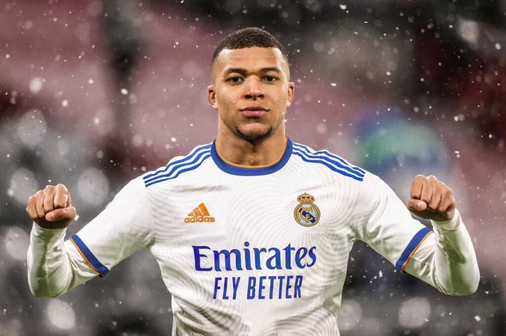 كيليان مبابي بقميص ريال مدريد (صورة معدلة)