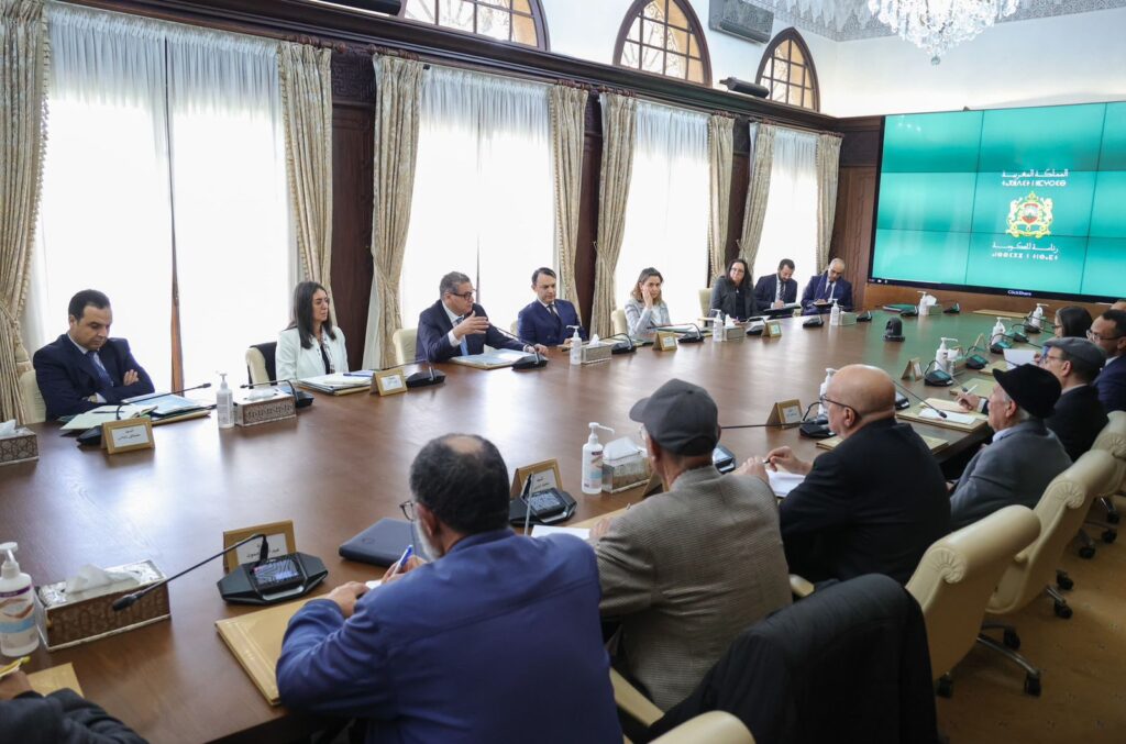 رئيس الحكومة يلتقي وفدا من الكونفدرالية الديمقراطية للشغل (‏CDT‏) في إطار الجولة الجديدة من الحوار الاجتماعي