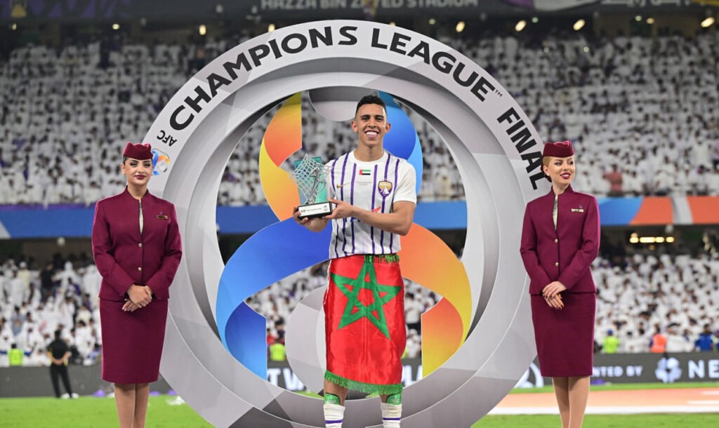الدولي المغربي والعين الإماراتي سفيان رحيمي