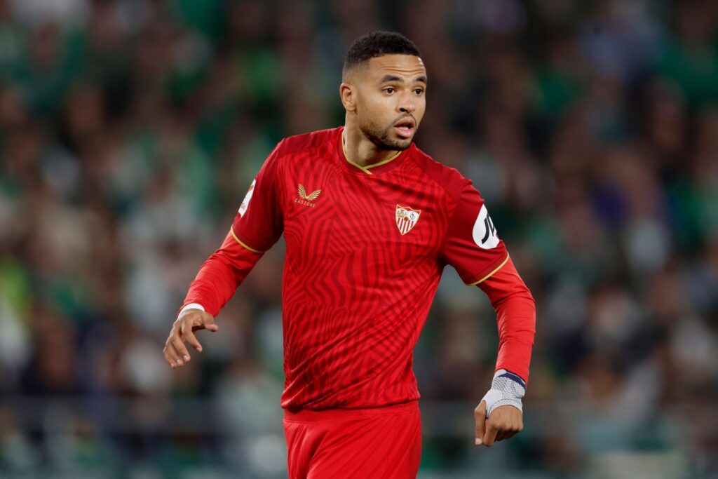 الدولي المغربي ونجم إشبيلية الإسباني يوسف النصيري