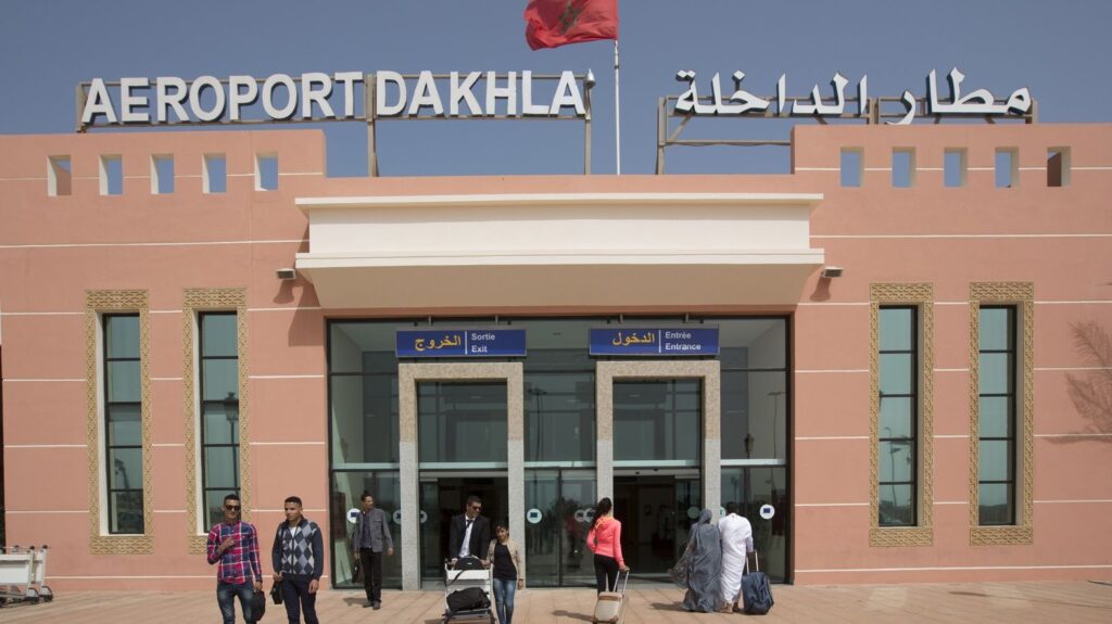 مطار الداخلة