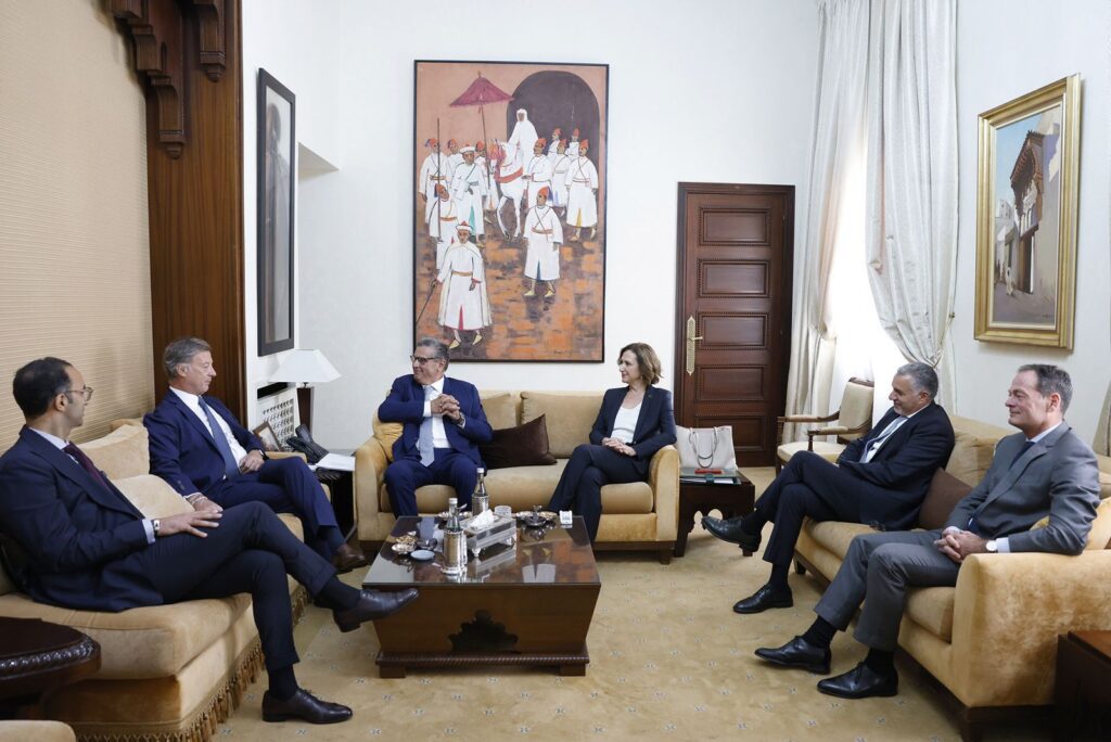 عزيز أخنوش يجري مباحثات مع الرئيس المدير العام لمجموعة فنادق “أكور” حول سبل تطوير قطاع السياحة بالمغرب