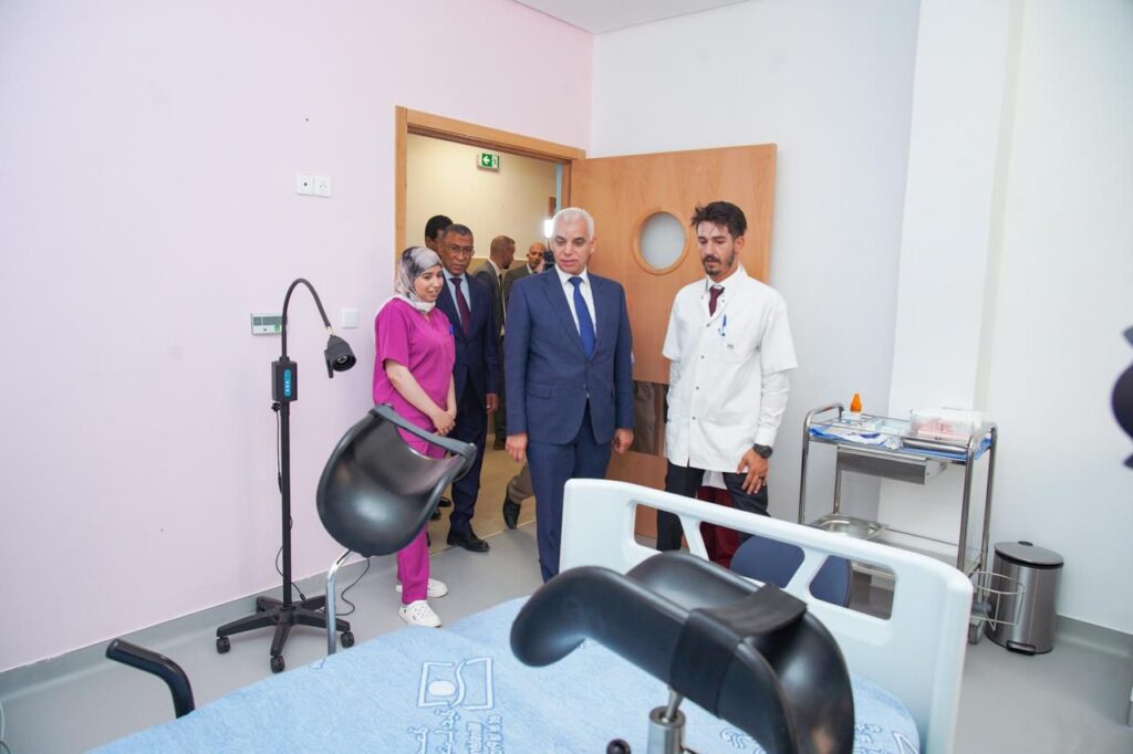جهة الشرق.. آيت الطالب يطلق خدمات 3 مستشفيات للقرب ومركزا لتصفية الدم