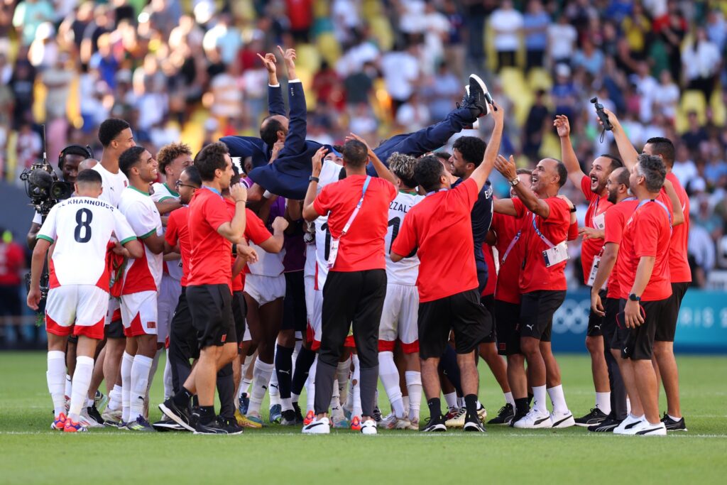 احتفالية المنتخب الوطني المغربي الأولمبي لكرة القدم بعد إحرازه برونزية أولمبياد باريس 2024