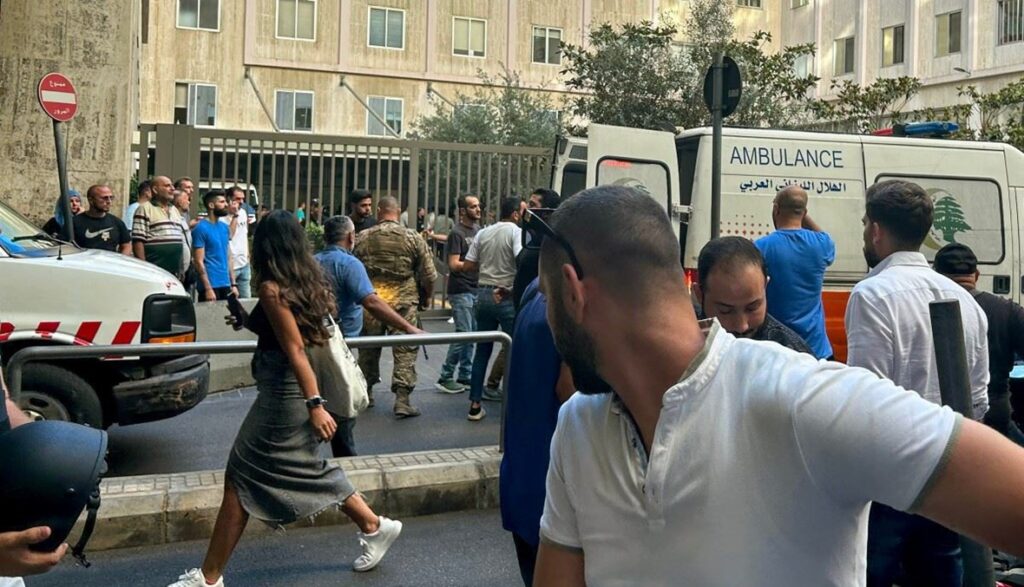 انفجار أجهزة الاتصال ضربة قاسية لنظام اتصالات حزب الله