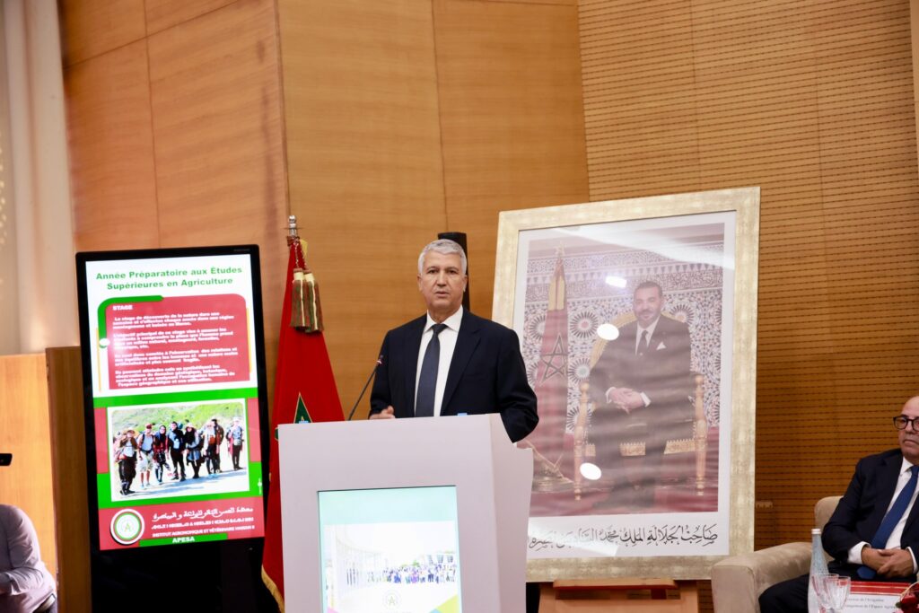 وزير الفلاحة والصيد البحري والتنمية القروية والمياه والغابات، محمد صديقي