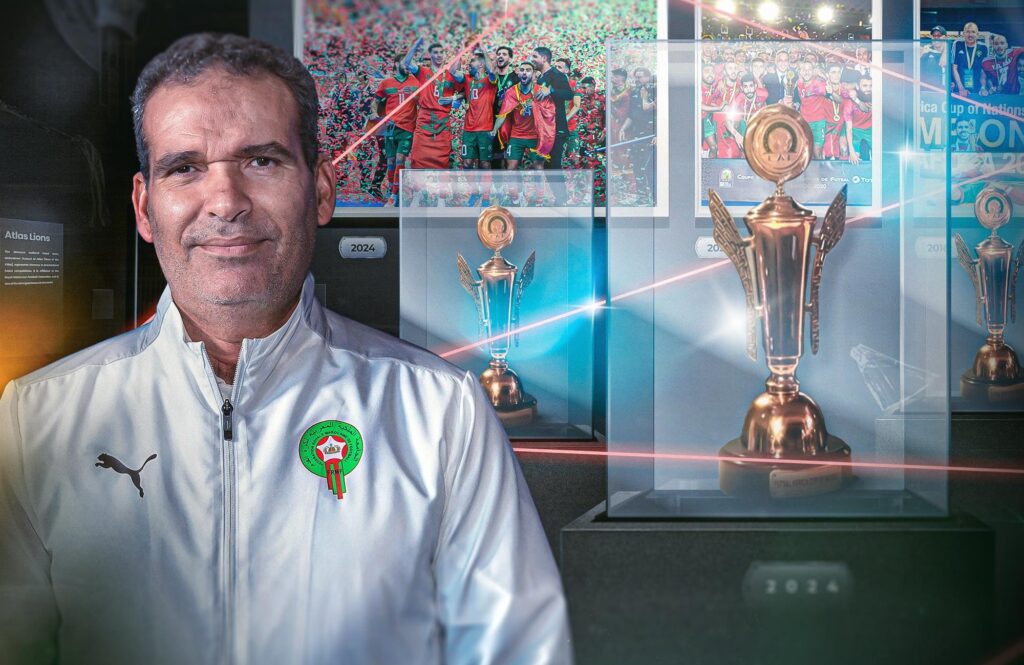 هشام الدكيك مدرب المنتخب المغربي لكرة القدم داخل القاعة