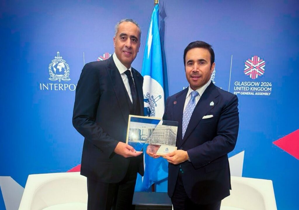 الدكتور أحمد ناصر الريسي رئيس منظمة الأنتربول مع المدير العام للأمن الوطني ولمراقبة التراب الوطني عبد اللطيف حموشي