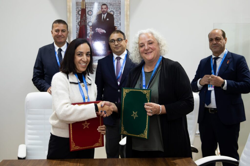 توقيع اتفاقية شراكة بين جمعية جهات المغرب ومنظمة الحكومات المحلية من أجل الاستدامة (ICLEI Africa)