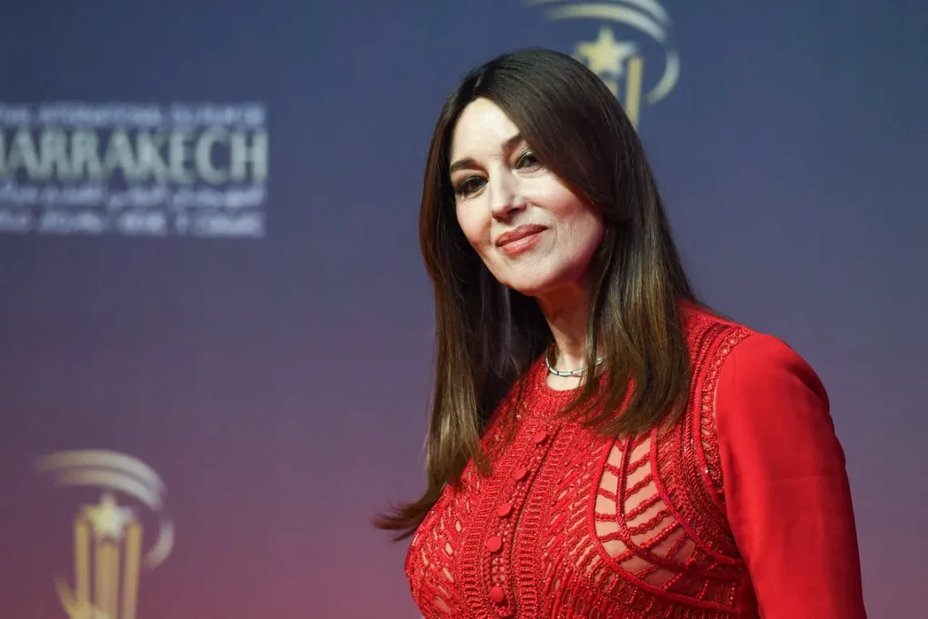 الممثلة الإيطالية الشهيرة مونيكا بيلوتشي
