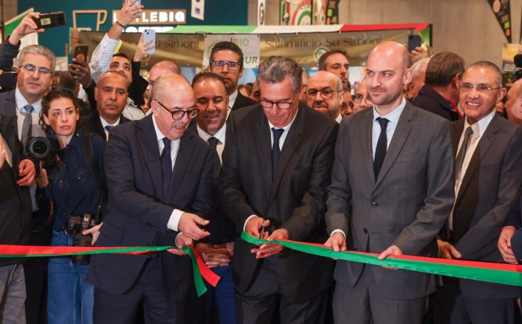 رئيس الحكومة يدشن الجناح المغربي بالمعرض الدولي للفلاحة بباريس