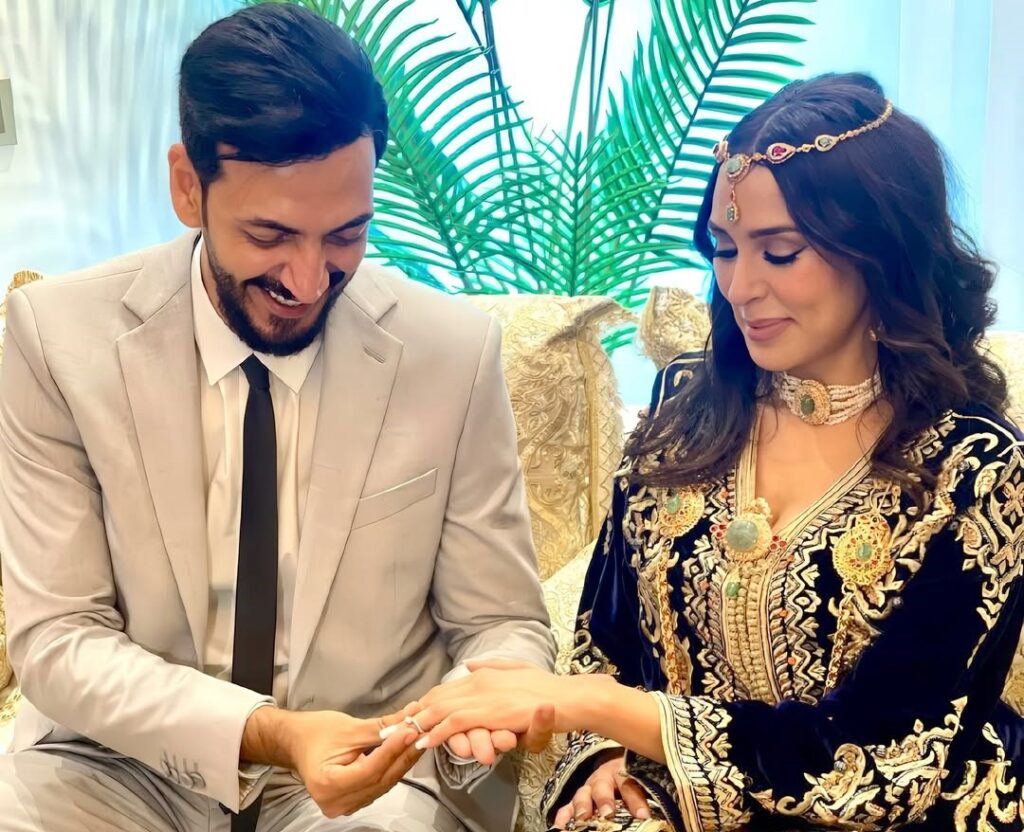 فاطمة الزهراء بلدي وفضلي