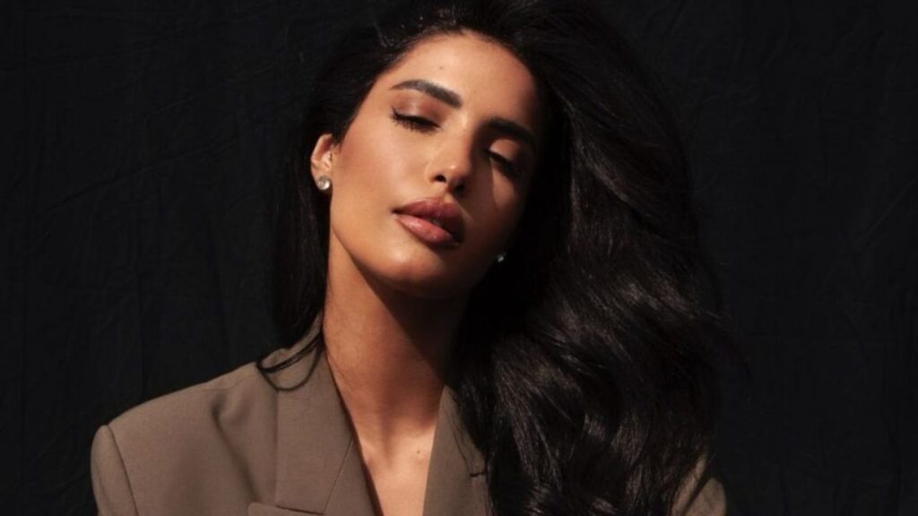 اينز