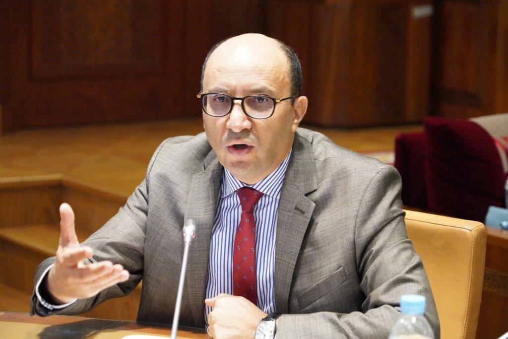 وسيط المملكة، حسن طارق