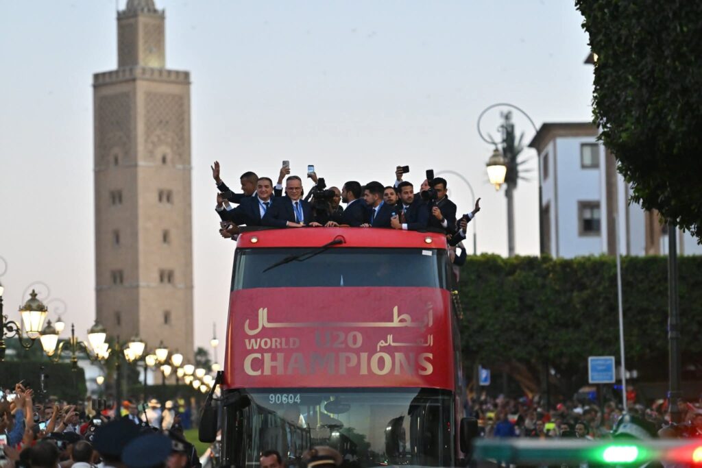 استقبال شعبي مهيب لأشبال الأطلس الأبطال بعد العودة بكأس العالم
