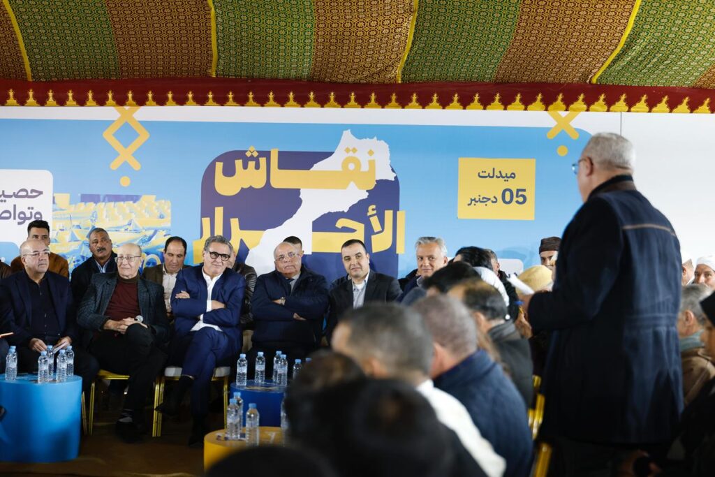 أخنوش بميدلت لتأكيد سياسة القرب: مستمرون في الإنصات للمواطن وتنزيل الإنجازات الملموسة