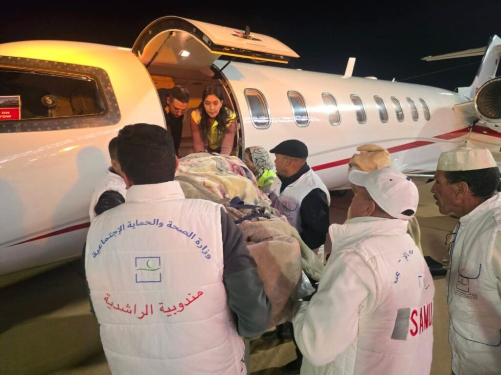 وزارة الصحة تؤمّن نقلا طبيا مستعجلا لمريض في وضعية حرجة من الراشيدية إلى طنجة