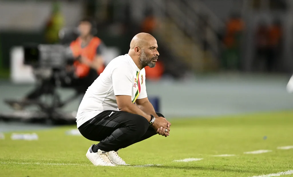 إريك شيل، مدرب المنتخب النيجيري