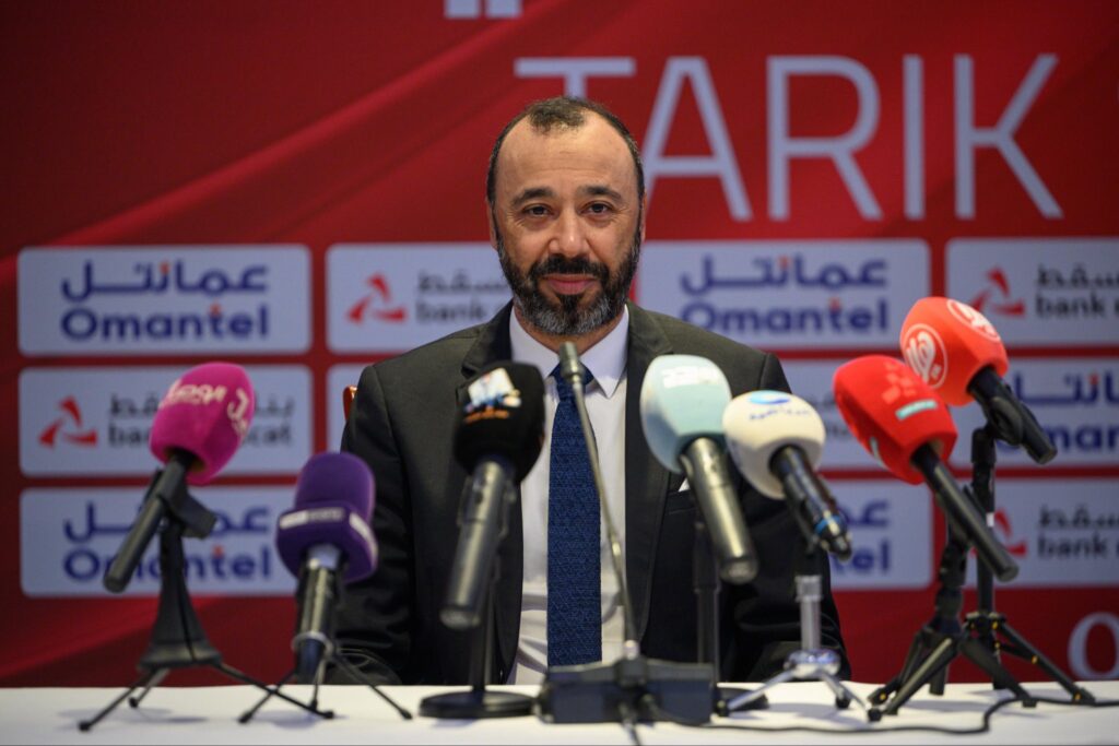 المدرب الوطني العماني طارق السكتيوي