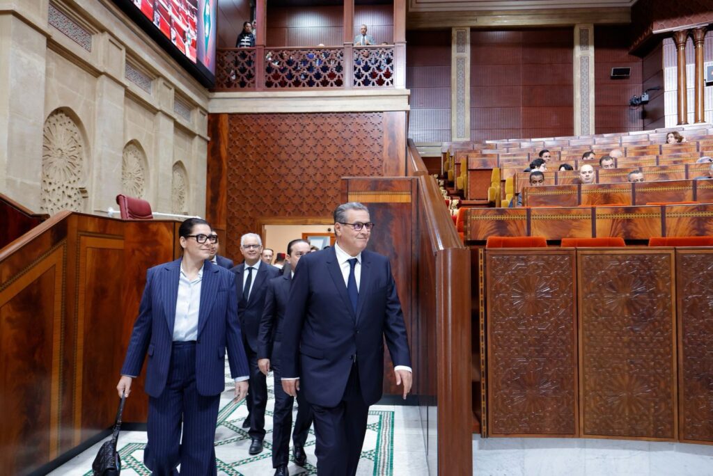 عزيز أخنوش يقدم الحصيلة الحكومية في البرلمان