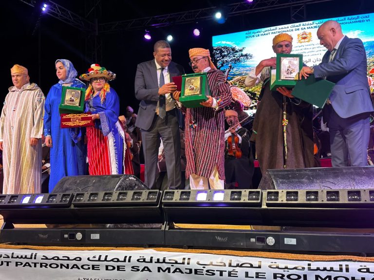 مهرجان تاونات للعيطة الجبلية يكرم رموزه ويحتفي بغنى التراث الموسيقي المغربي