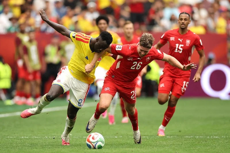 سويسرا تعبر كولومبيا بركلات الترجيح وتضرب موعدا للأرجنتين في ربع نهائي المونديال المنتخب السويسري يهزم كولومبيا