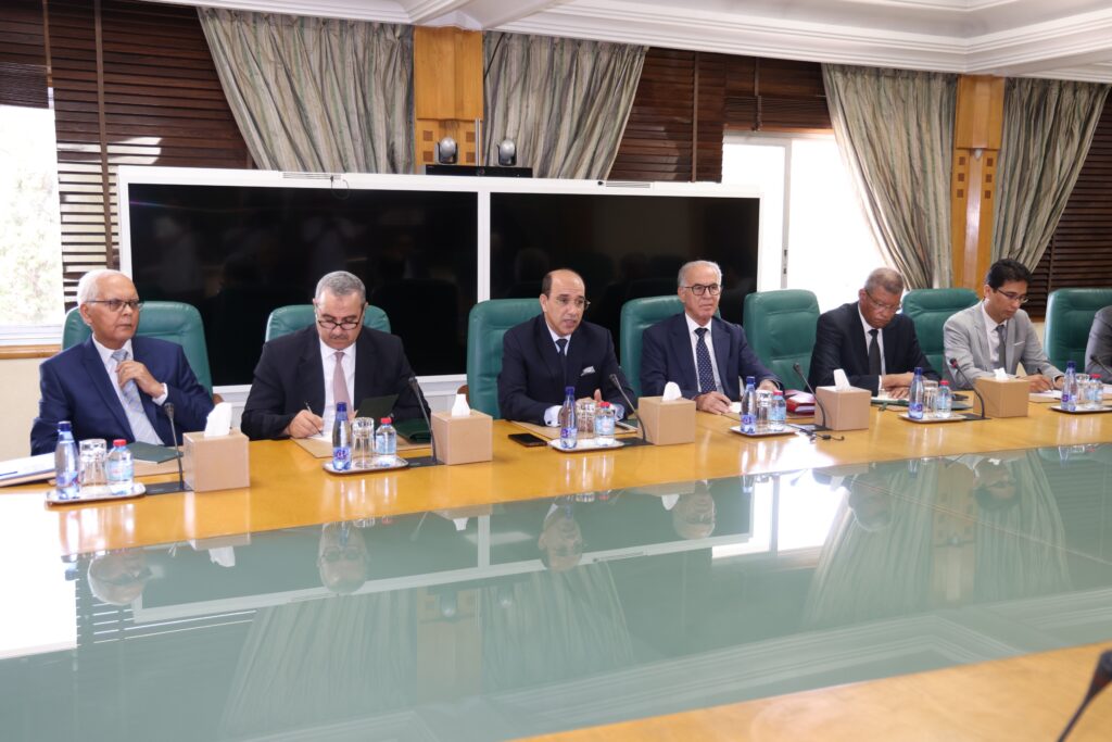 تفعيل اللجنة المركزية لتتبع انتخابات 2026