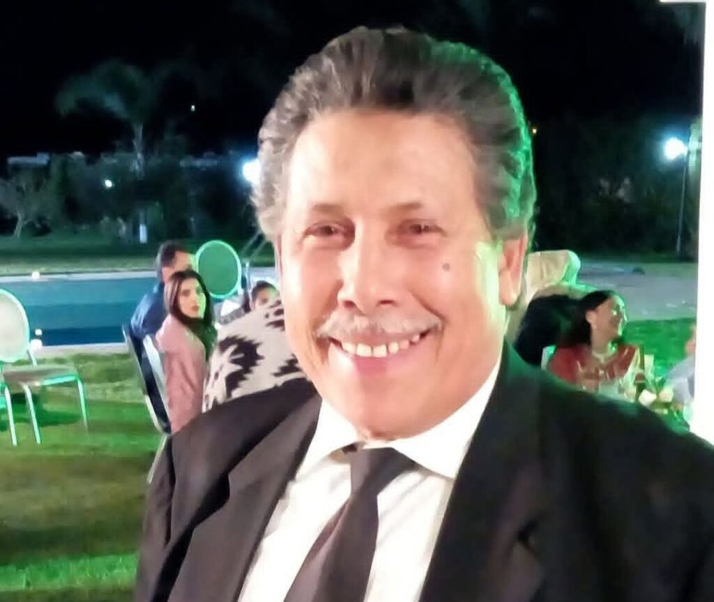 وفاة الفنان المسرحي إبراهيم وارفعنا عن عمر ناهز 76 سنة
