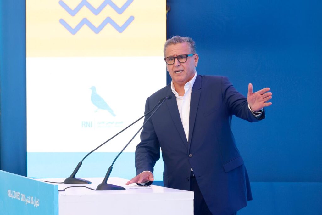 أخنوش من تطوان: وعود المنافسين تتناقض مع الواقع ومرشحونا هم العارفون بإنشغالات المغاربة عزيز أخنوش، رئيس الحكومة وعضو المكتب السياسي لحزب التجمع الوطني للأحرار